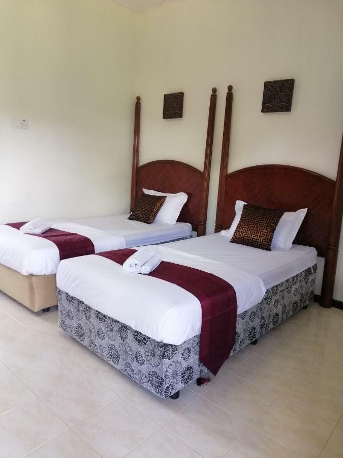 Asiacamp Taman Negara Resort Kuala Tahan Exterior foto